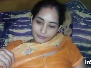 Desi sex of Indian horny girl, cane fucking sex position, Indian xxx video close to hindi audio
